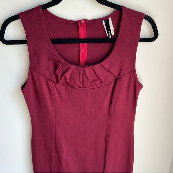 Garnet Pleated Ruched Mini Cocktail Dress - Picture 3 of 10